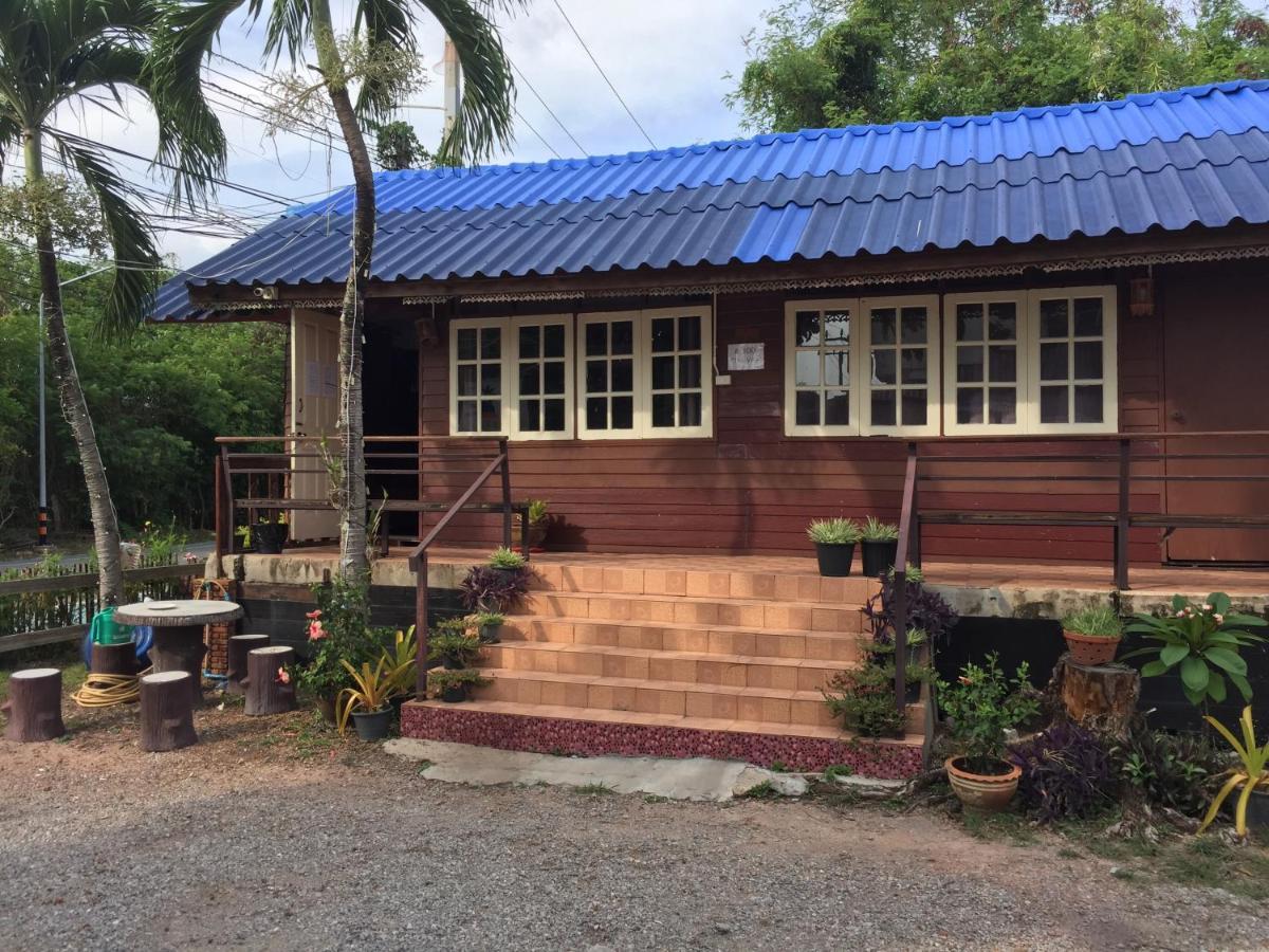 Harry'S Beach Club 반 페 외부 사진